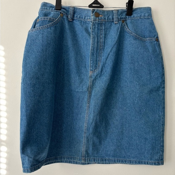 Other Dresses & Skirts - Vintage High Waisted Light Acid Wash Blue Denim Preppy Midi Skirt -Medium Large